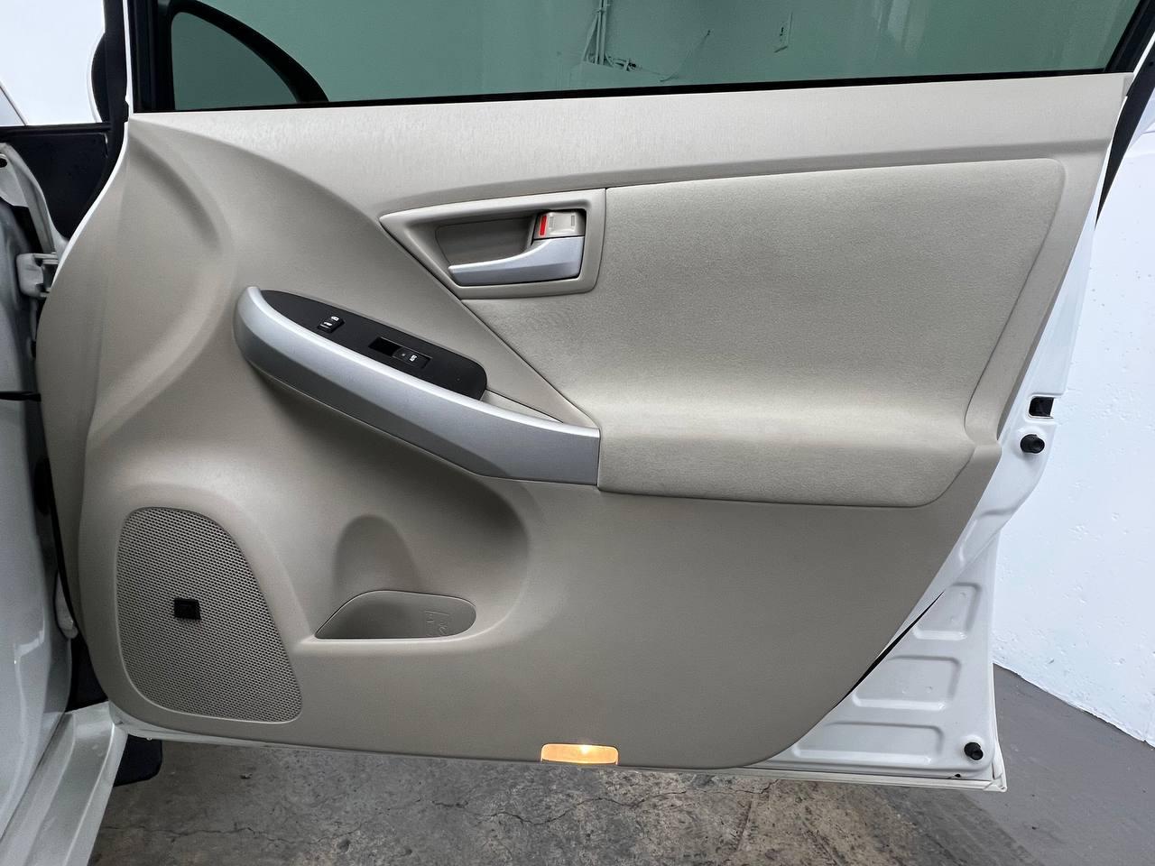 Toyota Prius Two 2010