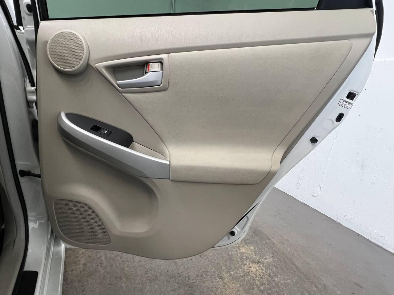 Toyota Prius Two 2010