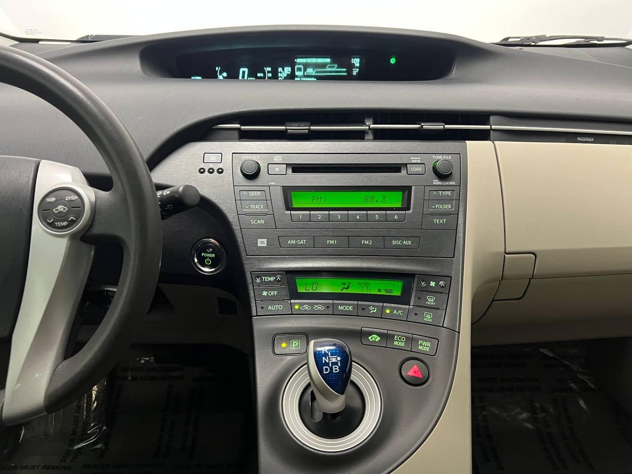 Toyota Prius Two 2010