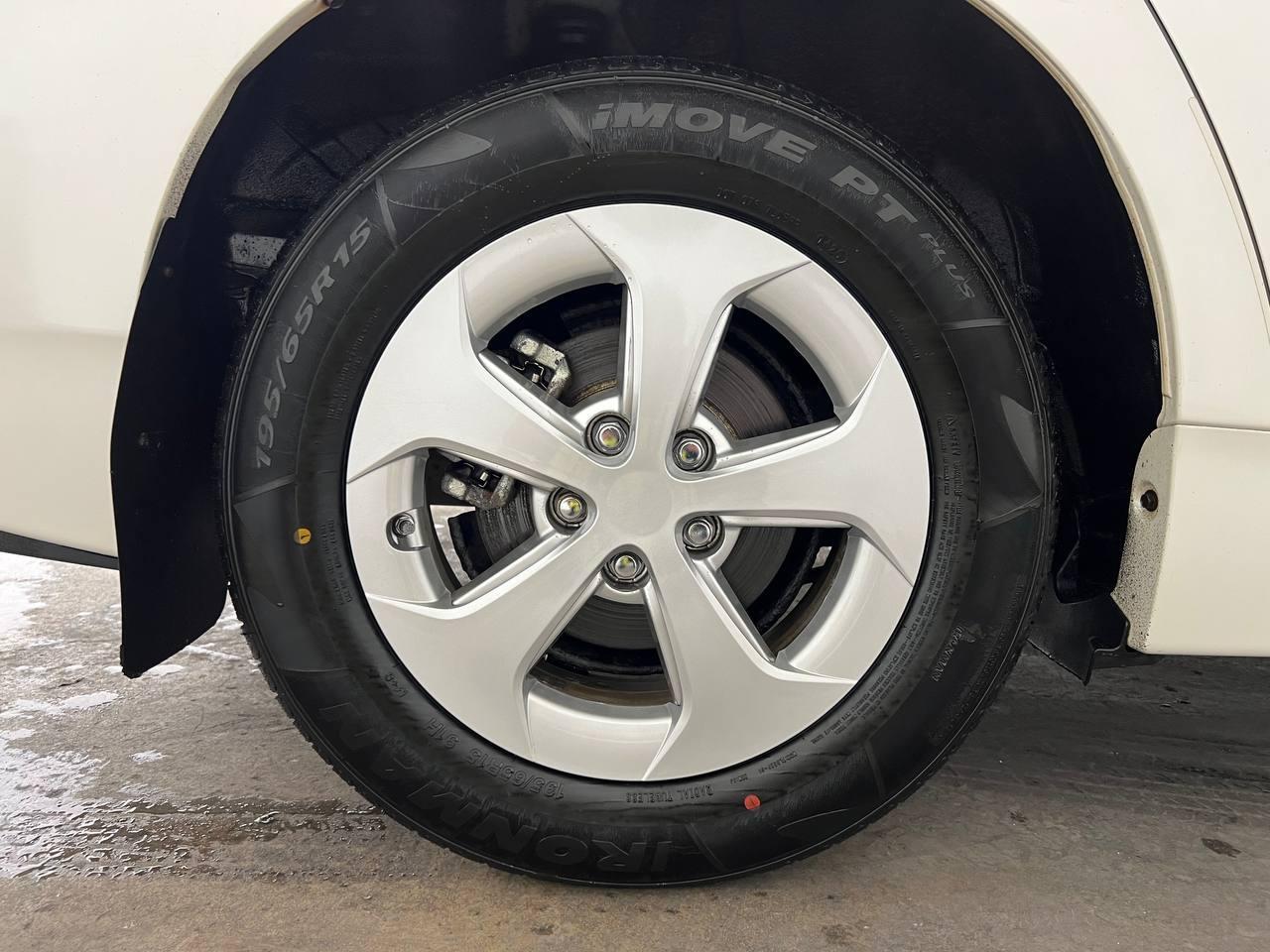 Toyota Prius Two 2010