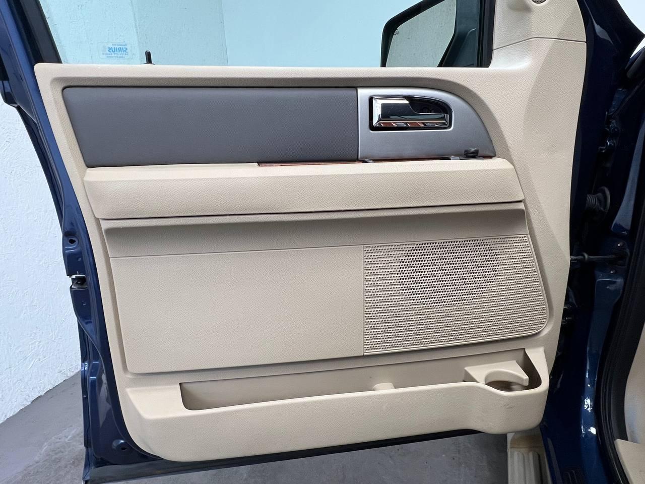 Ford Expedition 4WD 4dr Eddie Bauer 2009