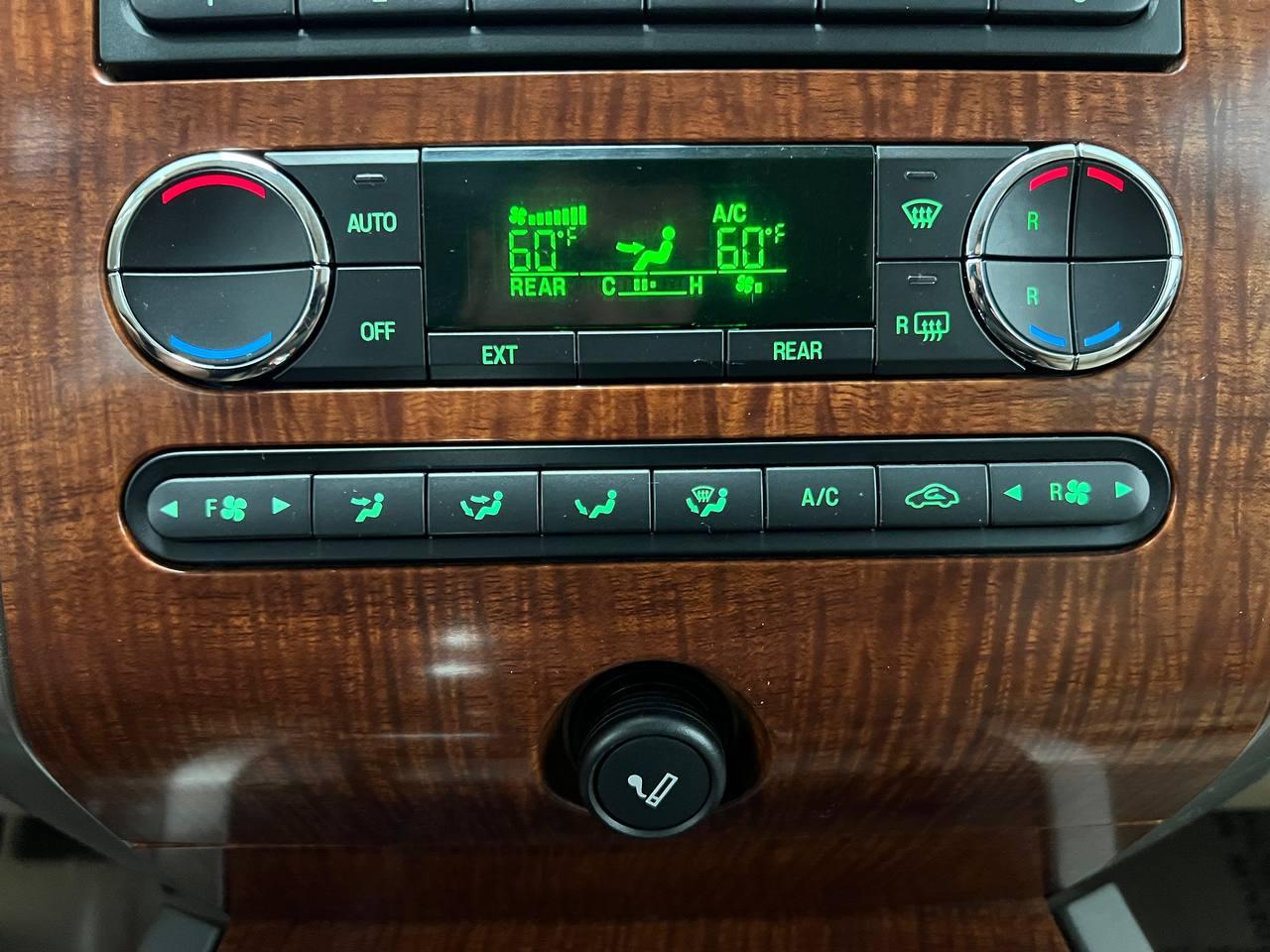 Ford Expedition 4WD 4dr Eddie Bauer 2009