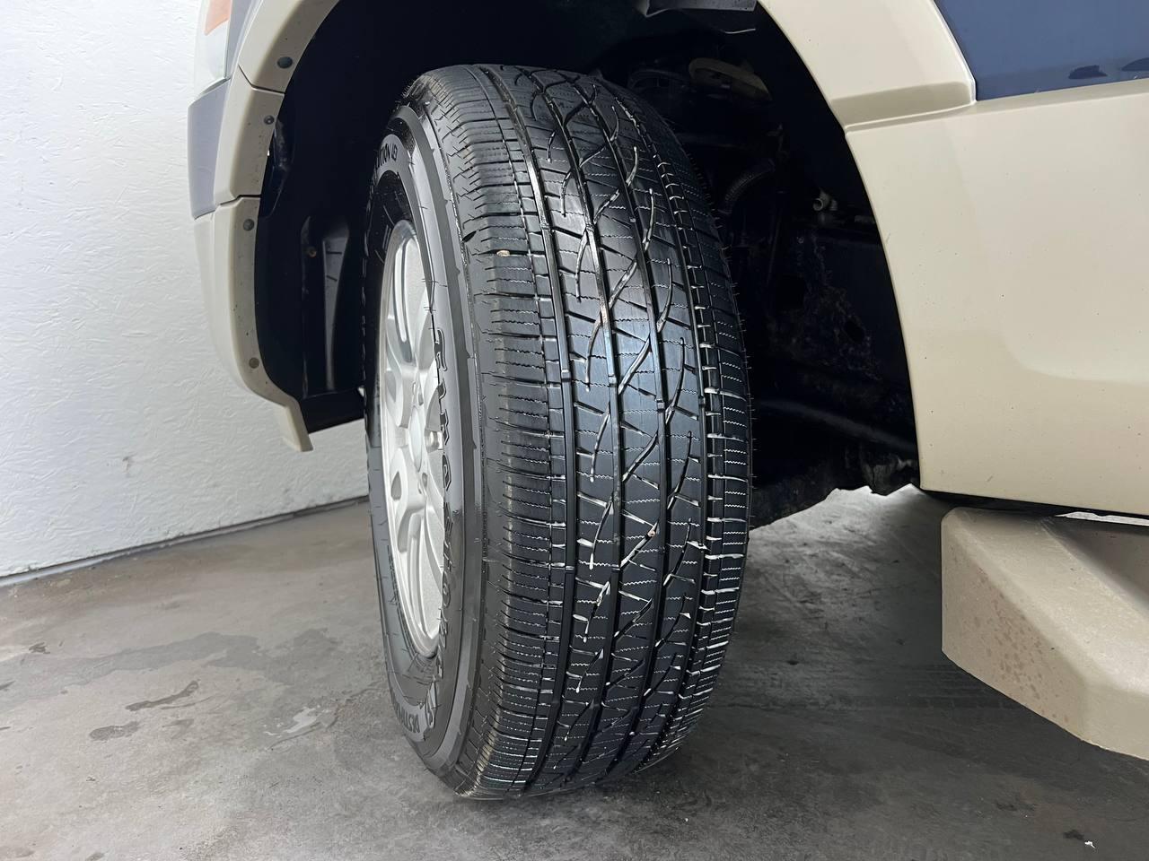 Ford Expedition 4WD 4dr Eddie Bauer 2009