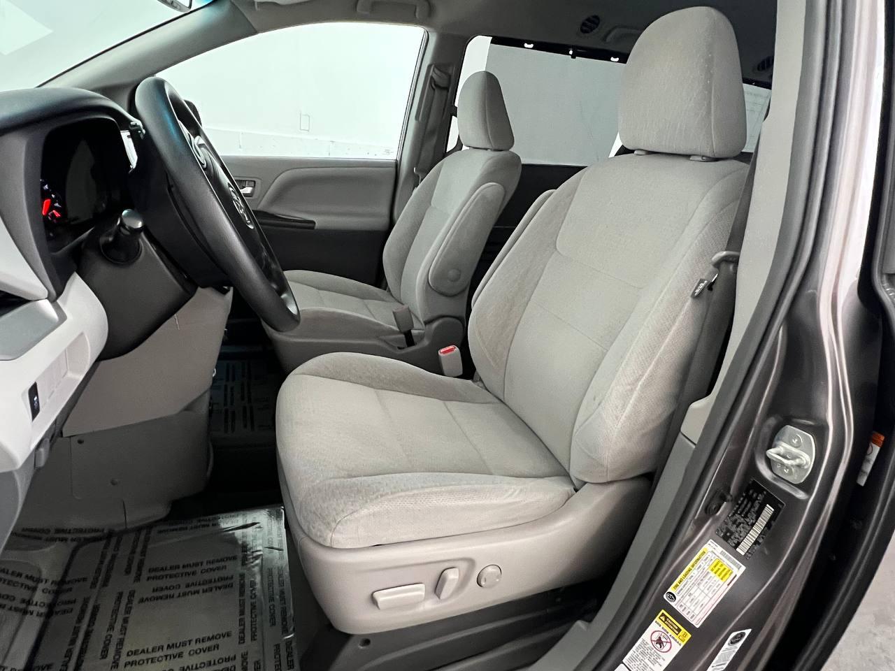 Toyota Sienna  2015
