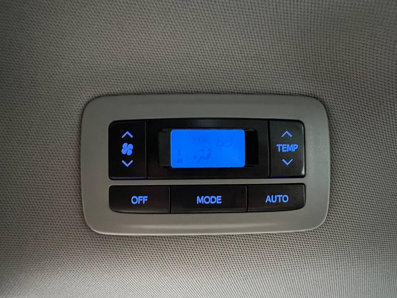 Toyota Sienna  2015
