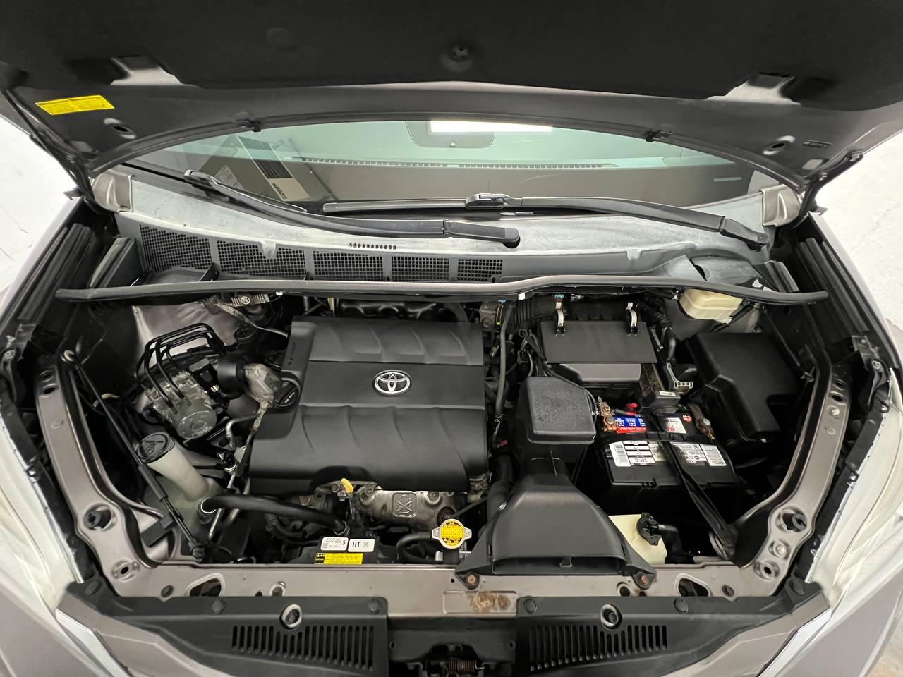 Toyota Sienna  2015