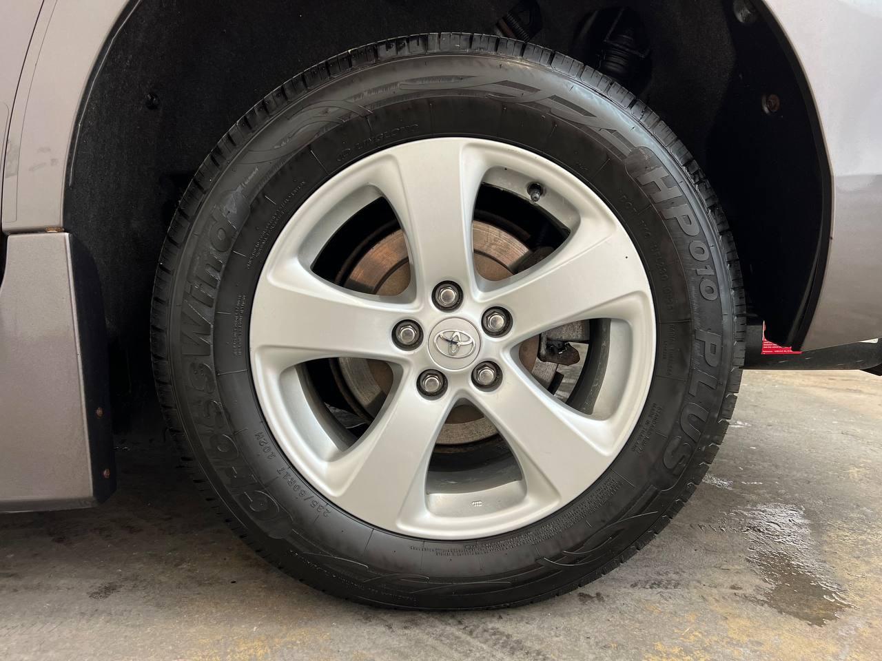 Toyota Sienna  2015