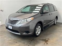2015 Toyota Sienna 