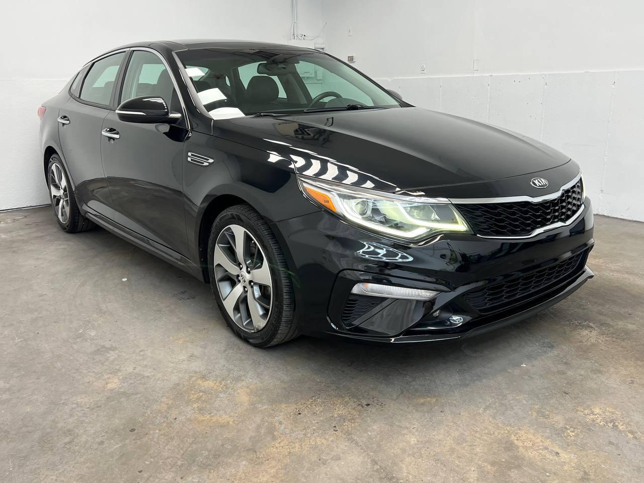 Kia Optima  2019
