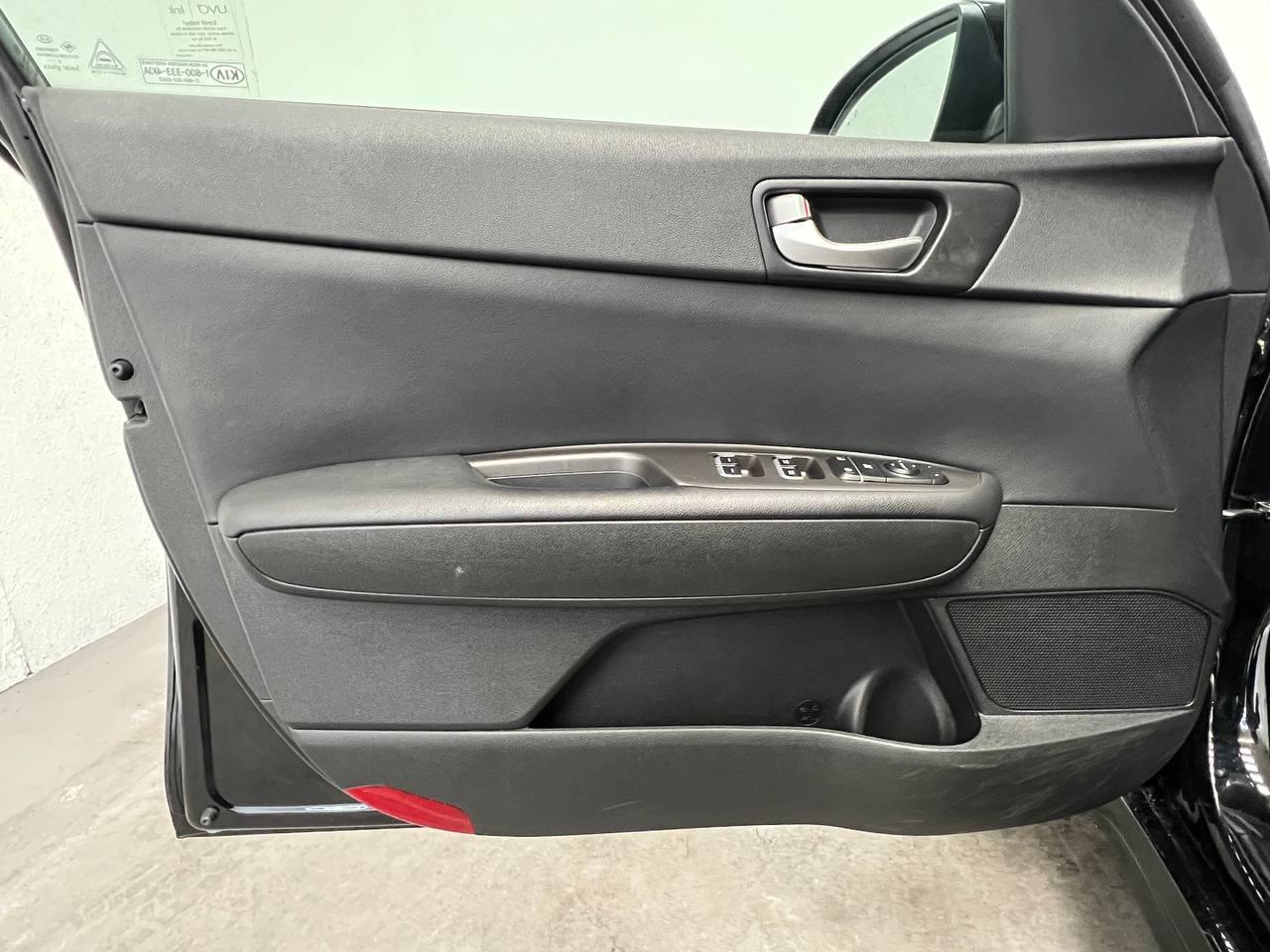 Kia Optima  2019