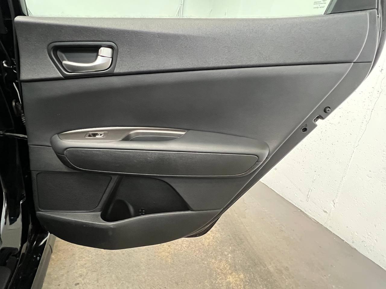 Kia Optima  2019