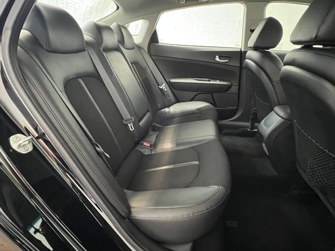 Kia Optima  2019