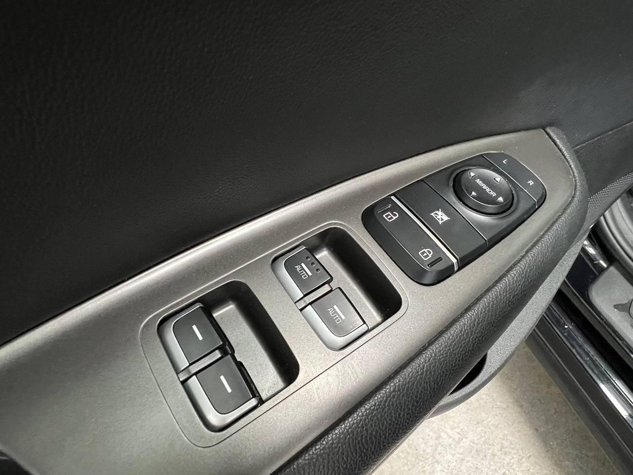 Kia Optima  2019