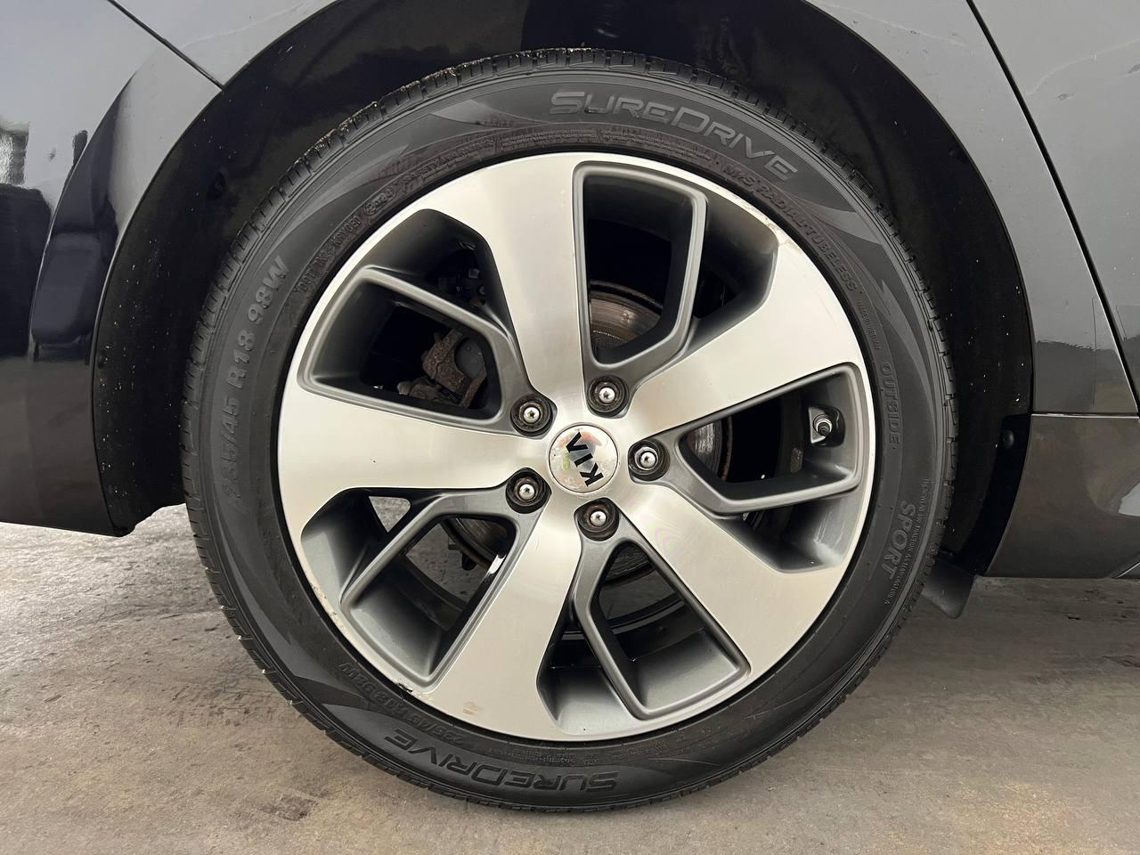 Kia Optima  2019