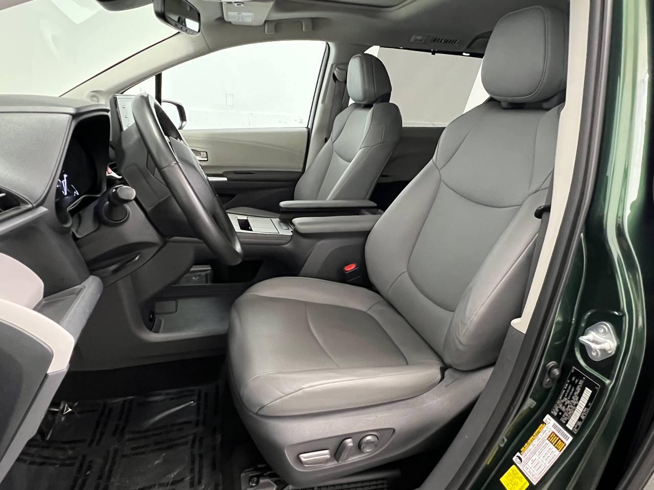 Toyota Sienna XLE AWD 2021