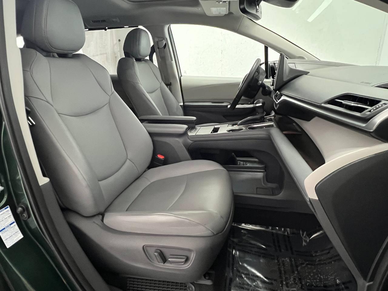 Toyota Sienna XLE AWD 2021