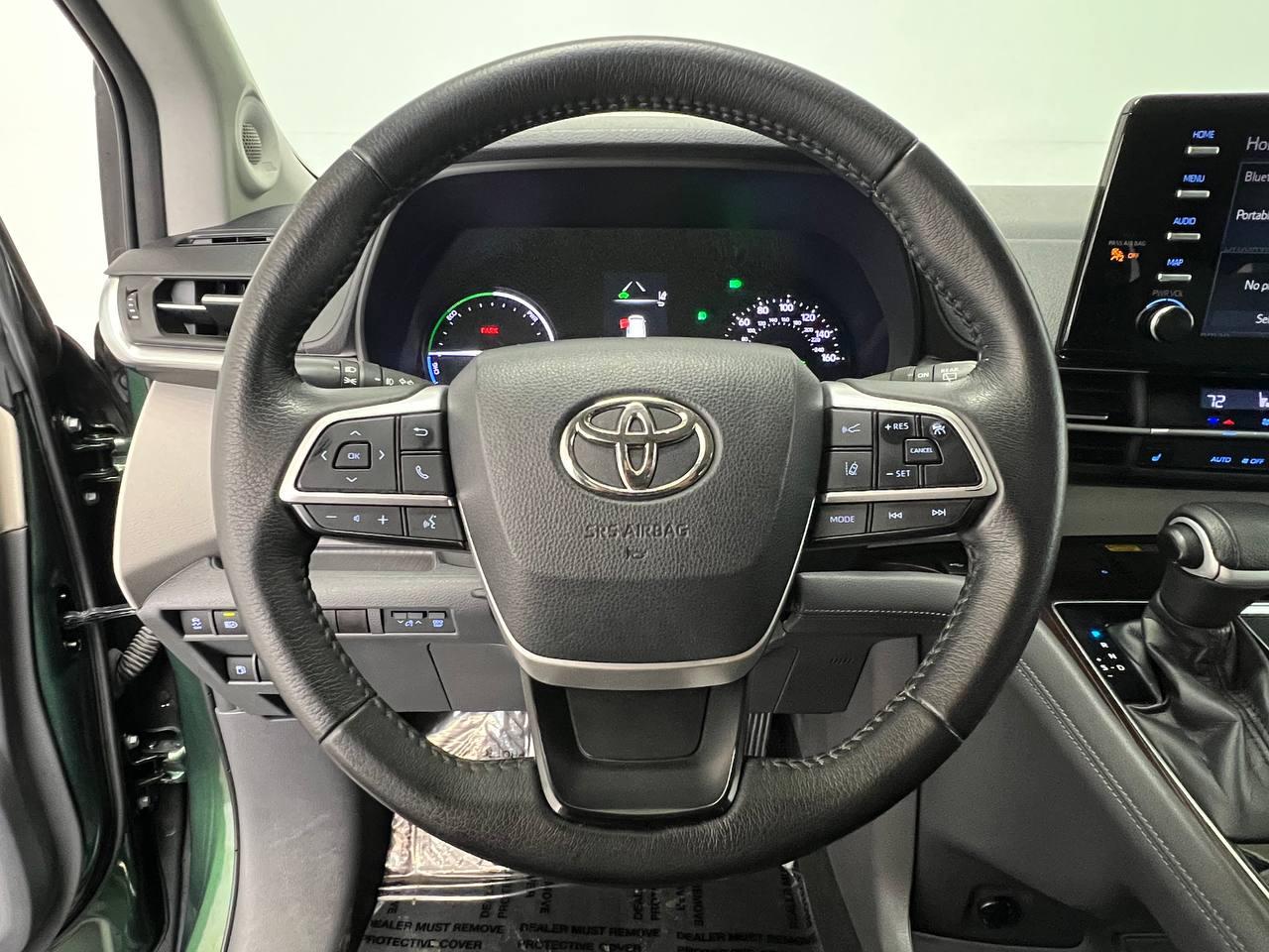 Toyota Sienna XLE AWD 2021