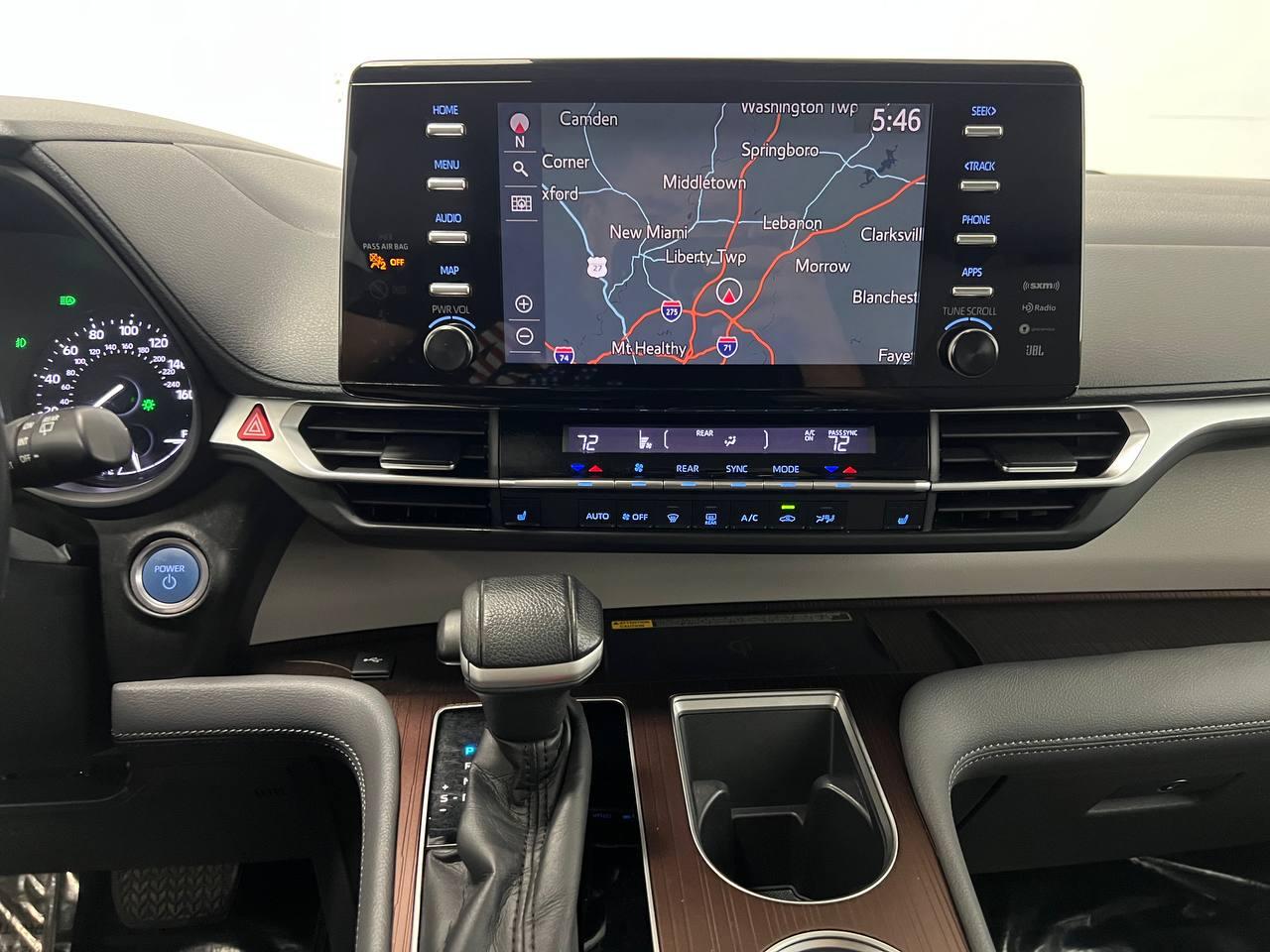 Toyota Sienna XLE AWD 2021