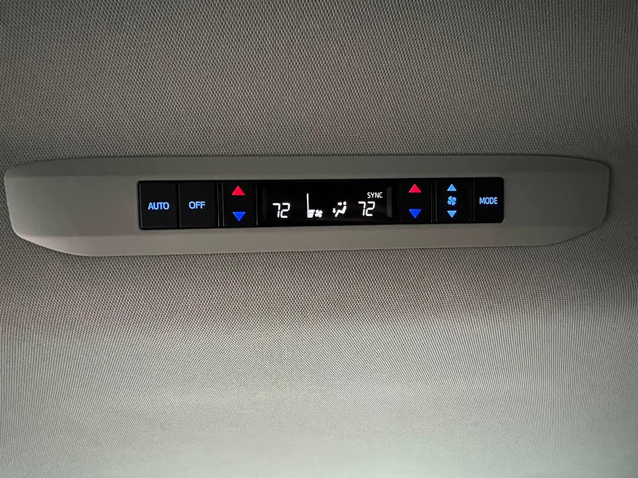 Toyota Sienna XLE AWD 2021
