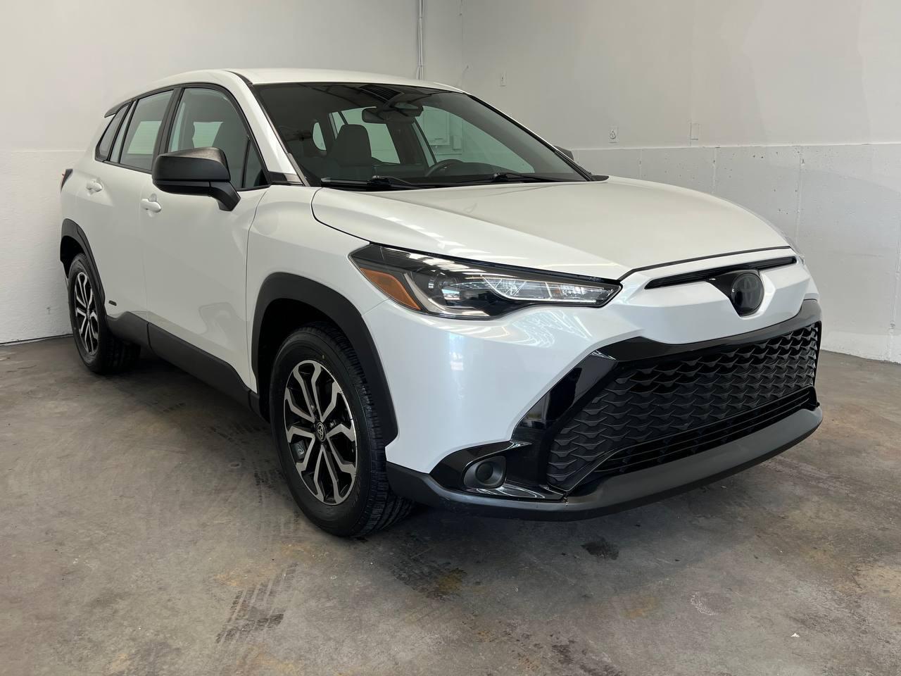Toyota Corolla Cross  2024
