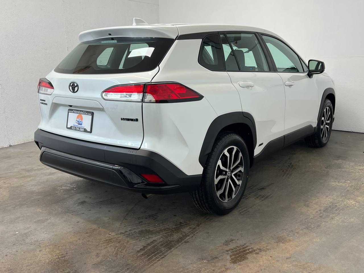 Toyota Corolla Cross  2024