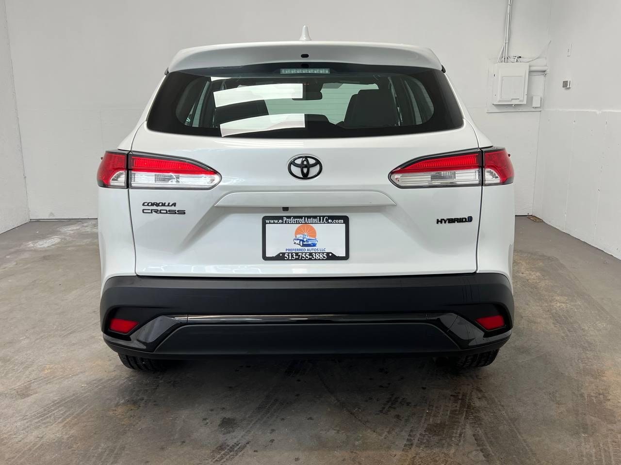 Toyota Corolla Cross  2024