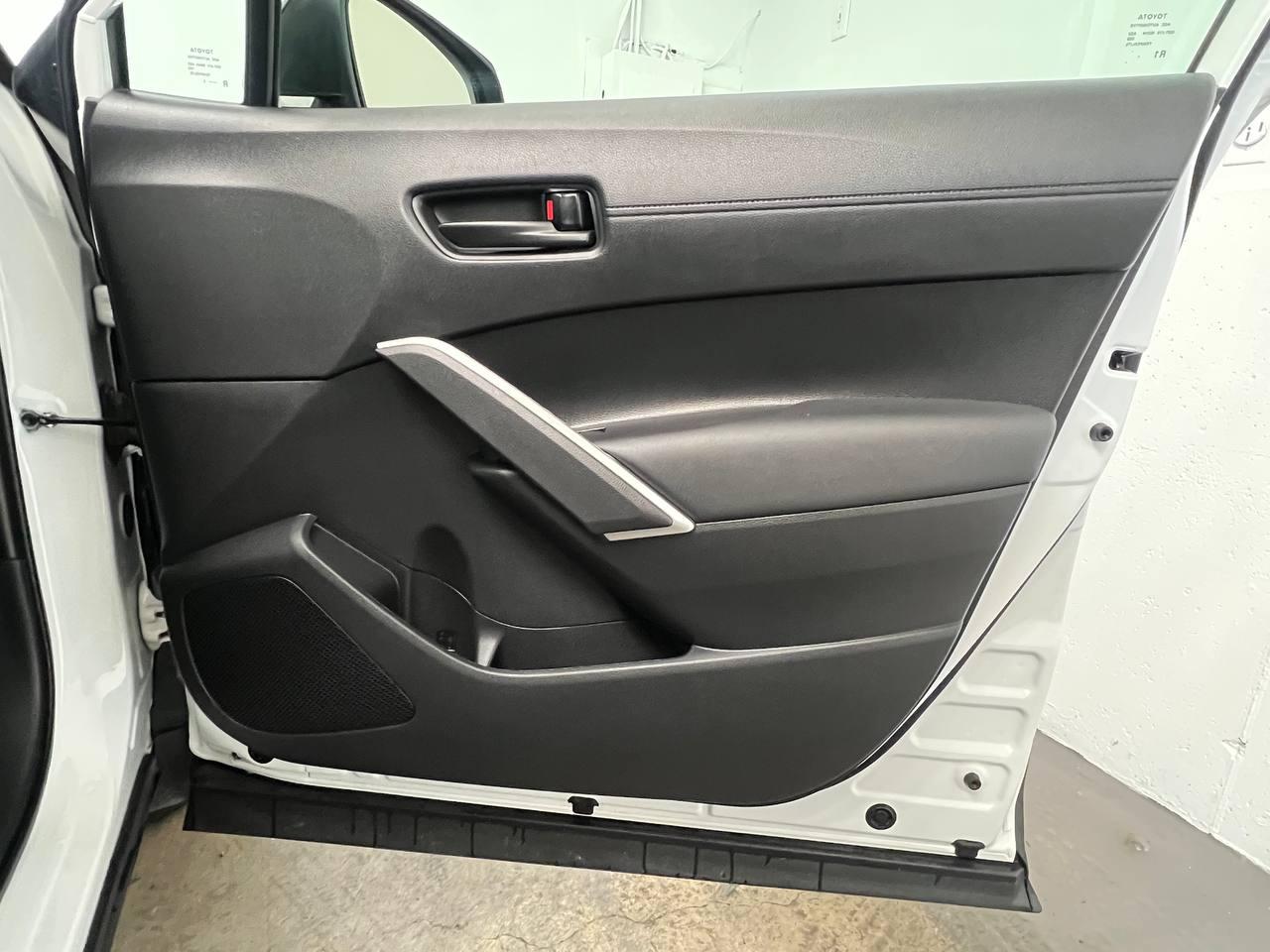 Toyota Corolla Cross  2024