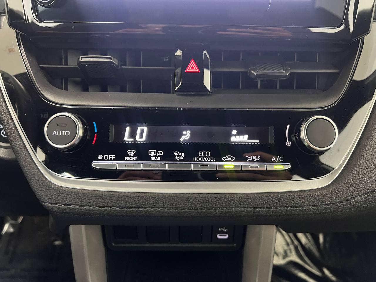 Toyota Corolla Cross  2024