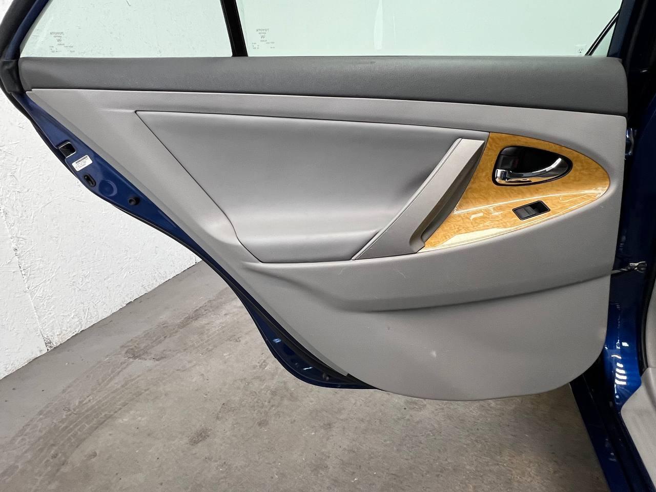 Toyota Camry XLE 2007