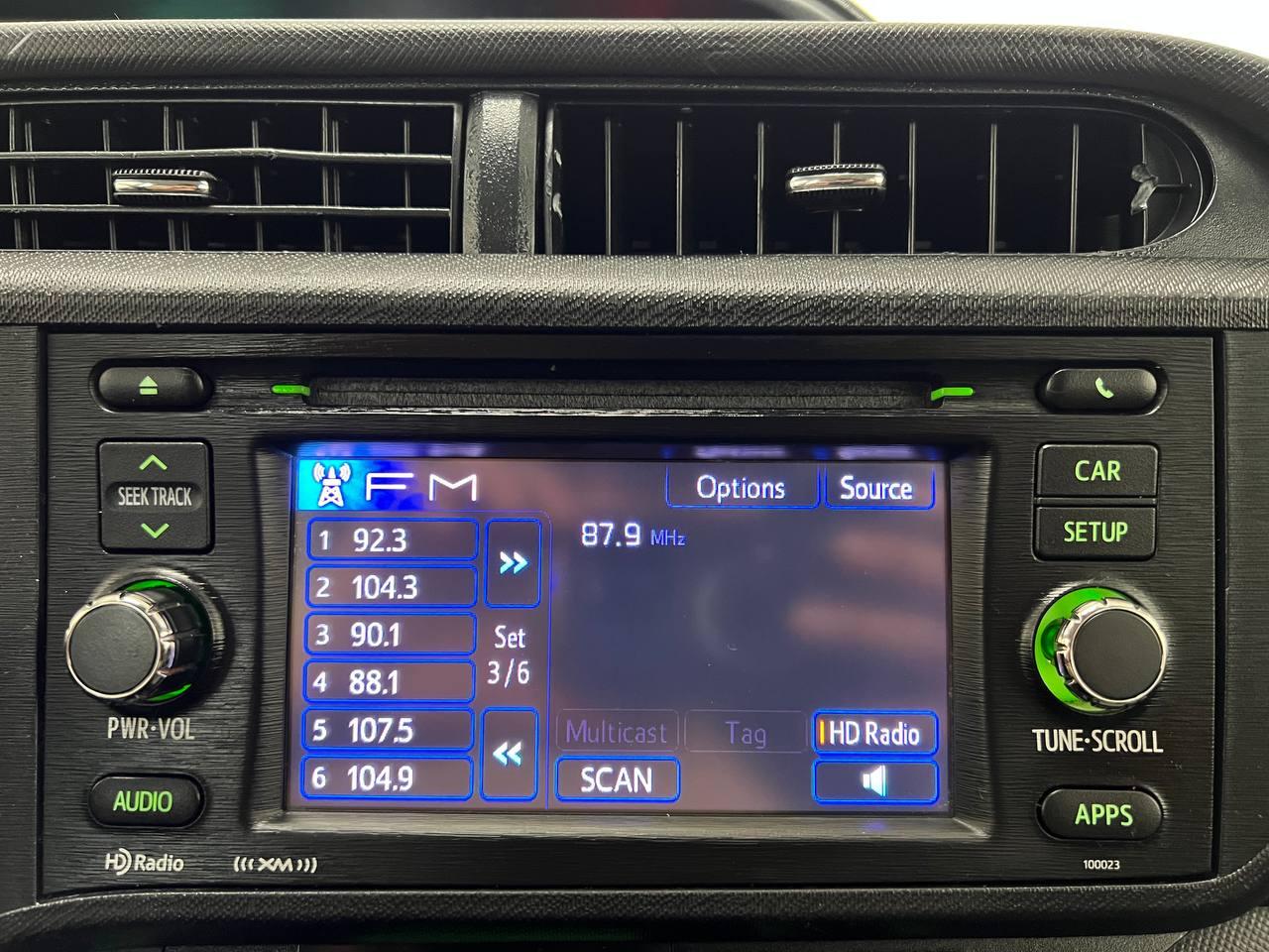 Toyota Prius c One 2013