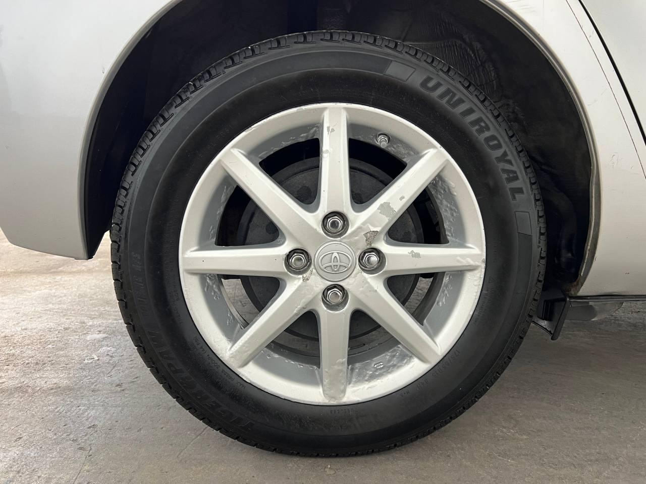 Toyota Prius c One 2013
