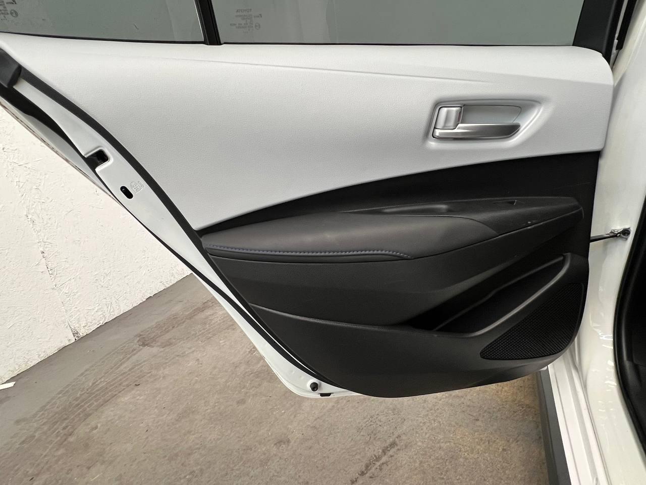 Toyota Corolla SE Manual 2020