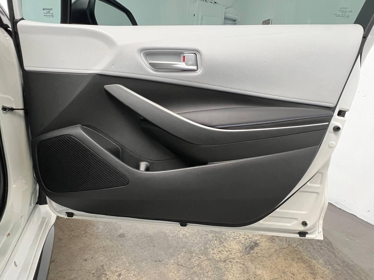 Toyota Corolla SE Manual 2020