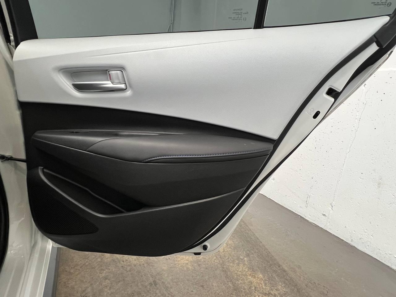 Toyota Corolla SE Manual 2020