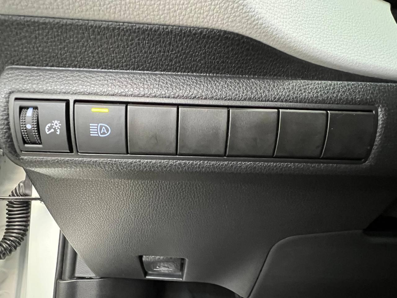 Toyota Corolla SE Manual 2020