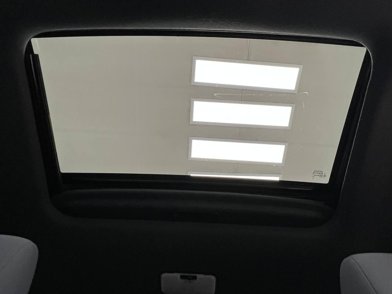 Toyota Corolla SE Manual 2020