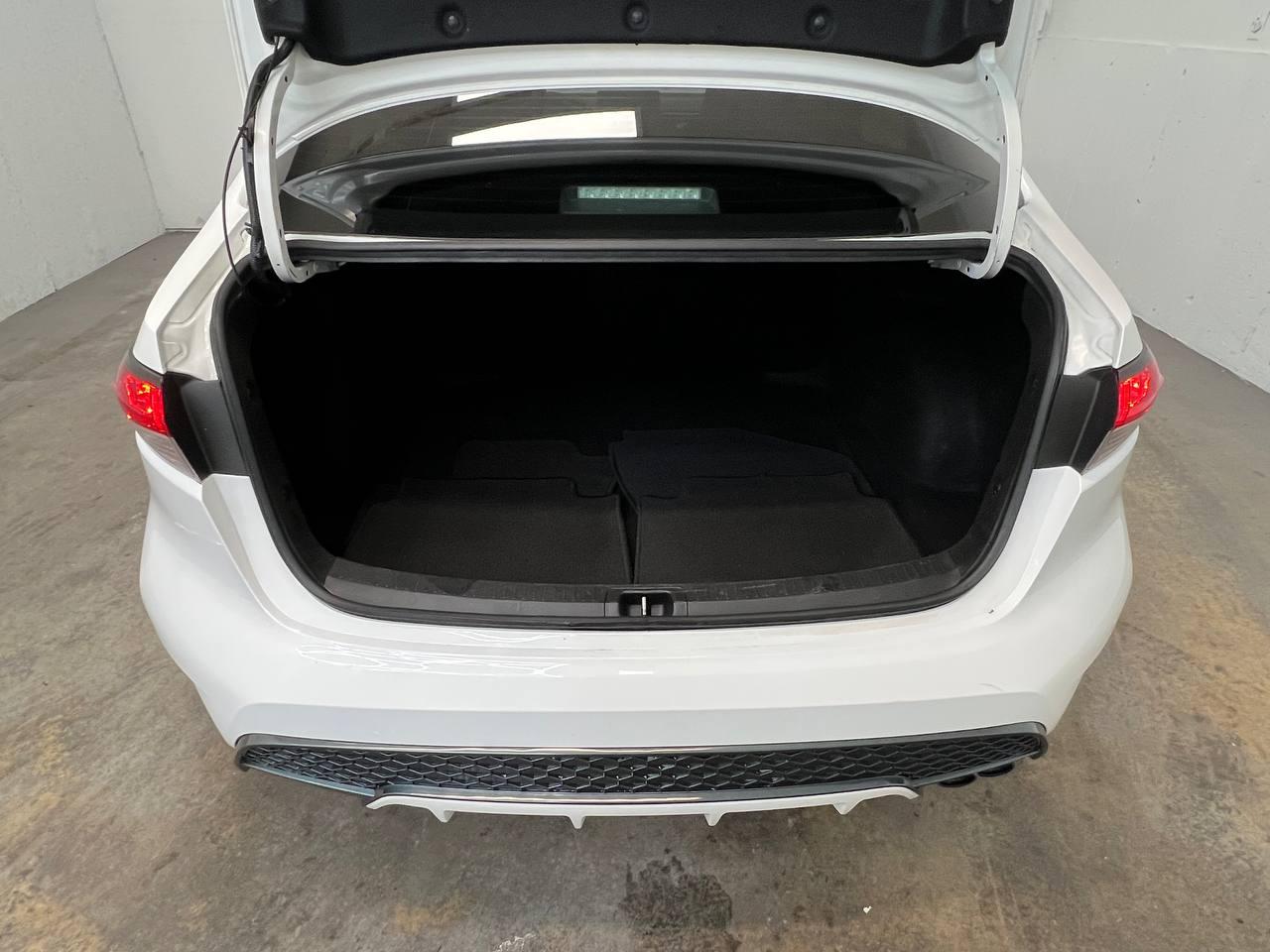 Toyota Corolla SE Manual 2020