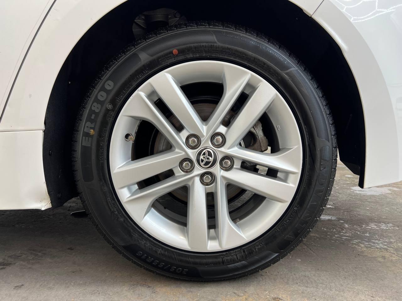 Toyota Corolla SE Manual 2020