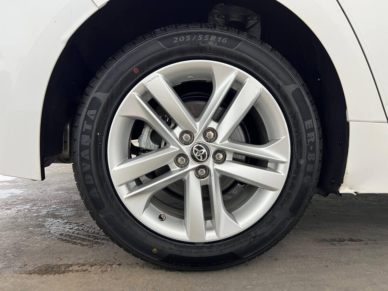 Toyota Corolla SE Manual 2020