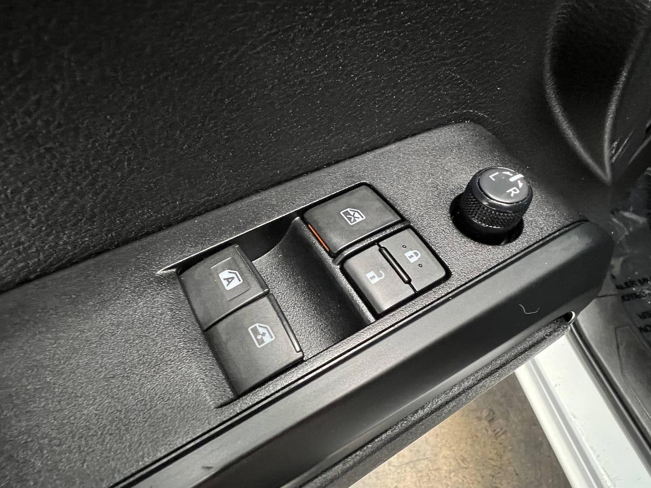 Toyota Tacoma 2WD  2021