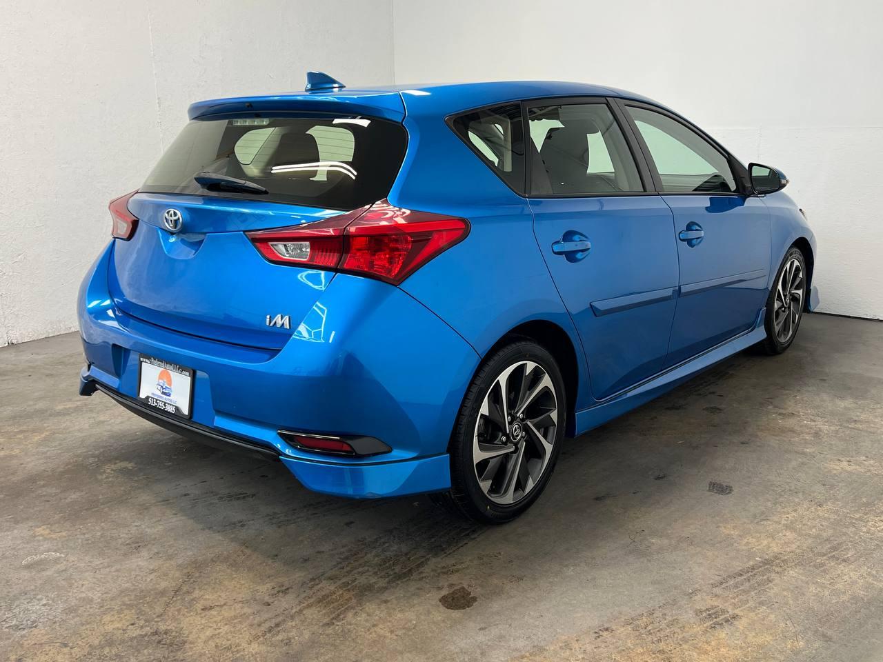 Toyota Corolla iM CVT (Natl) 2017