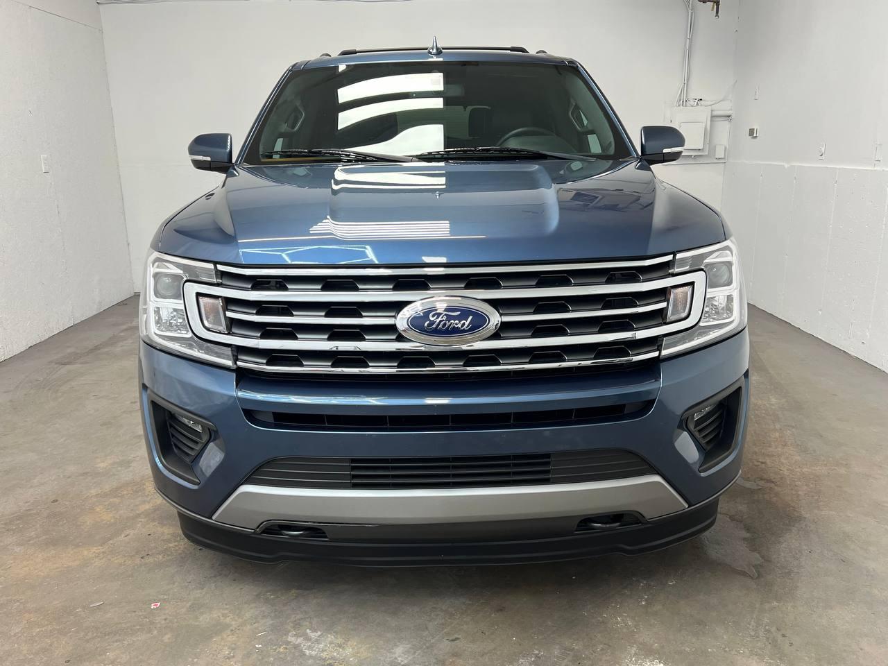 Ford Expedition XLT 2020