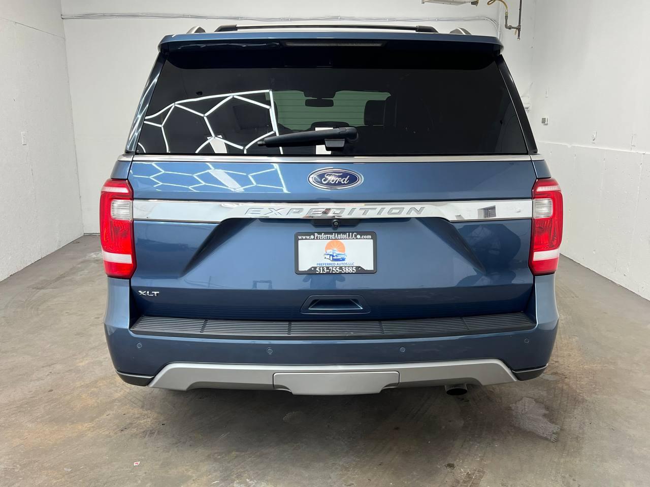 Ford Expedition XLT 2020