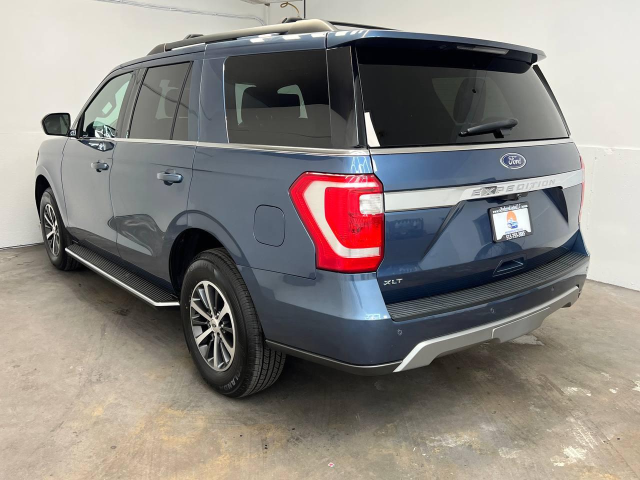 Ford Expedition XLT 2020