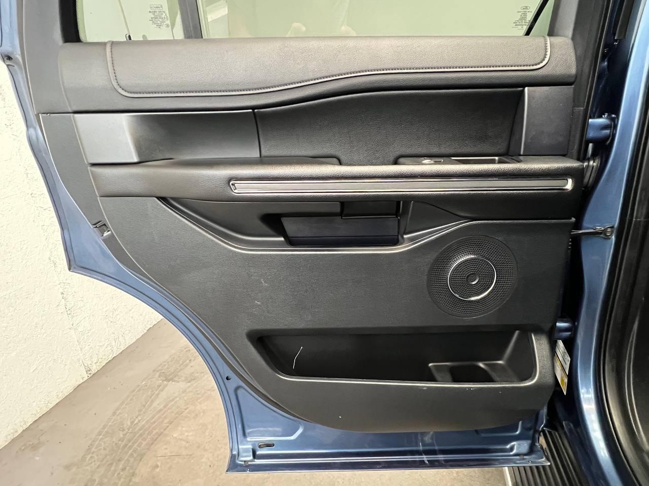 Ford Expedition XLT 2020