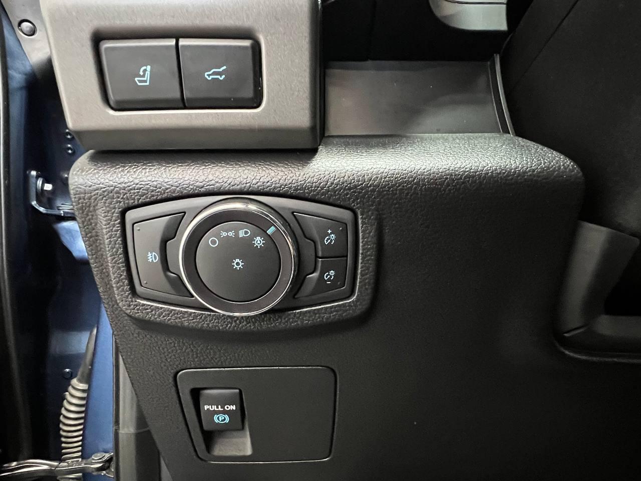 Ford Expedition XLT 2020