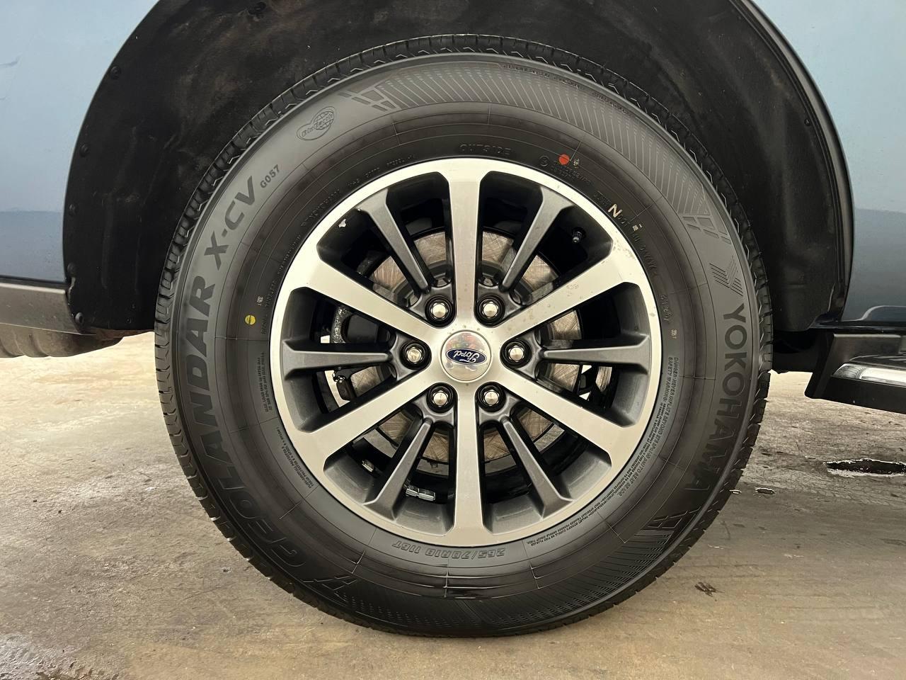 Ford Expedition XLT 2020