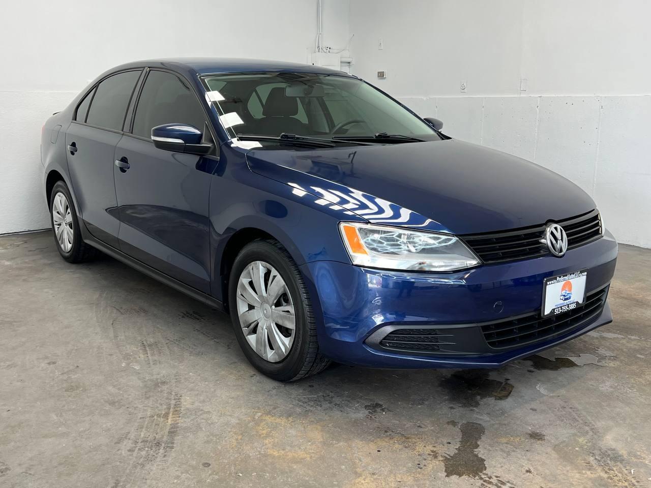Volkswagen Jetta Sedan 4dr Man SE 2012