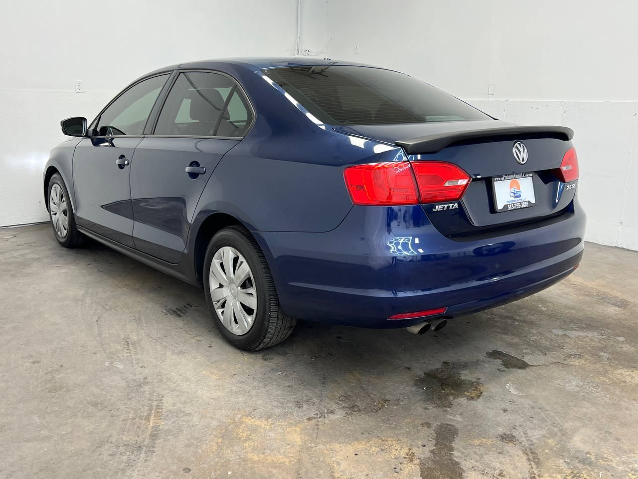 Volkswagen Jetta Sedan 4dr Man SE 2012
