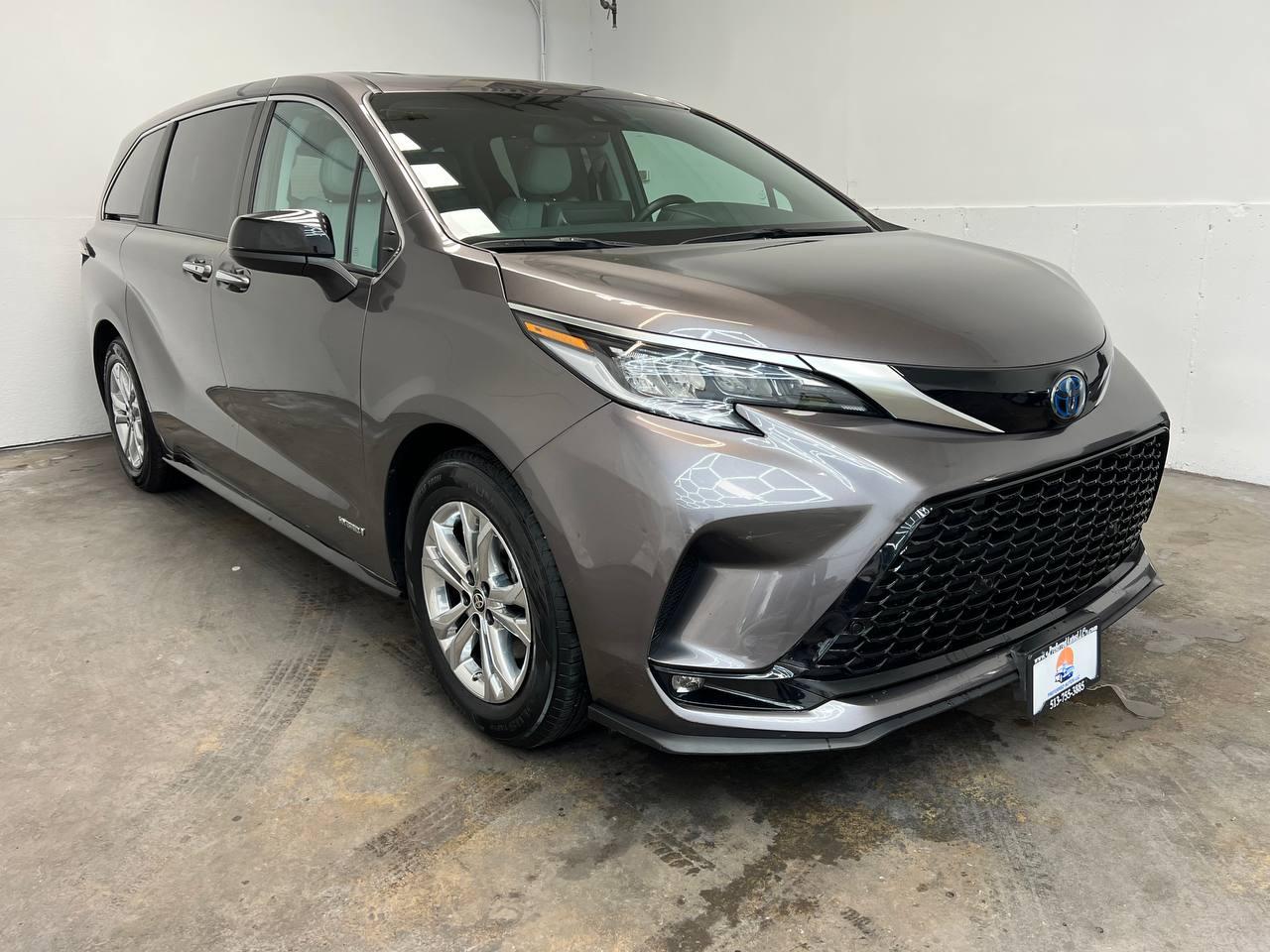 Toyota Sienna  2021